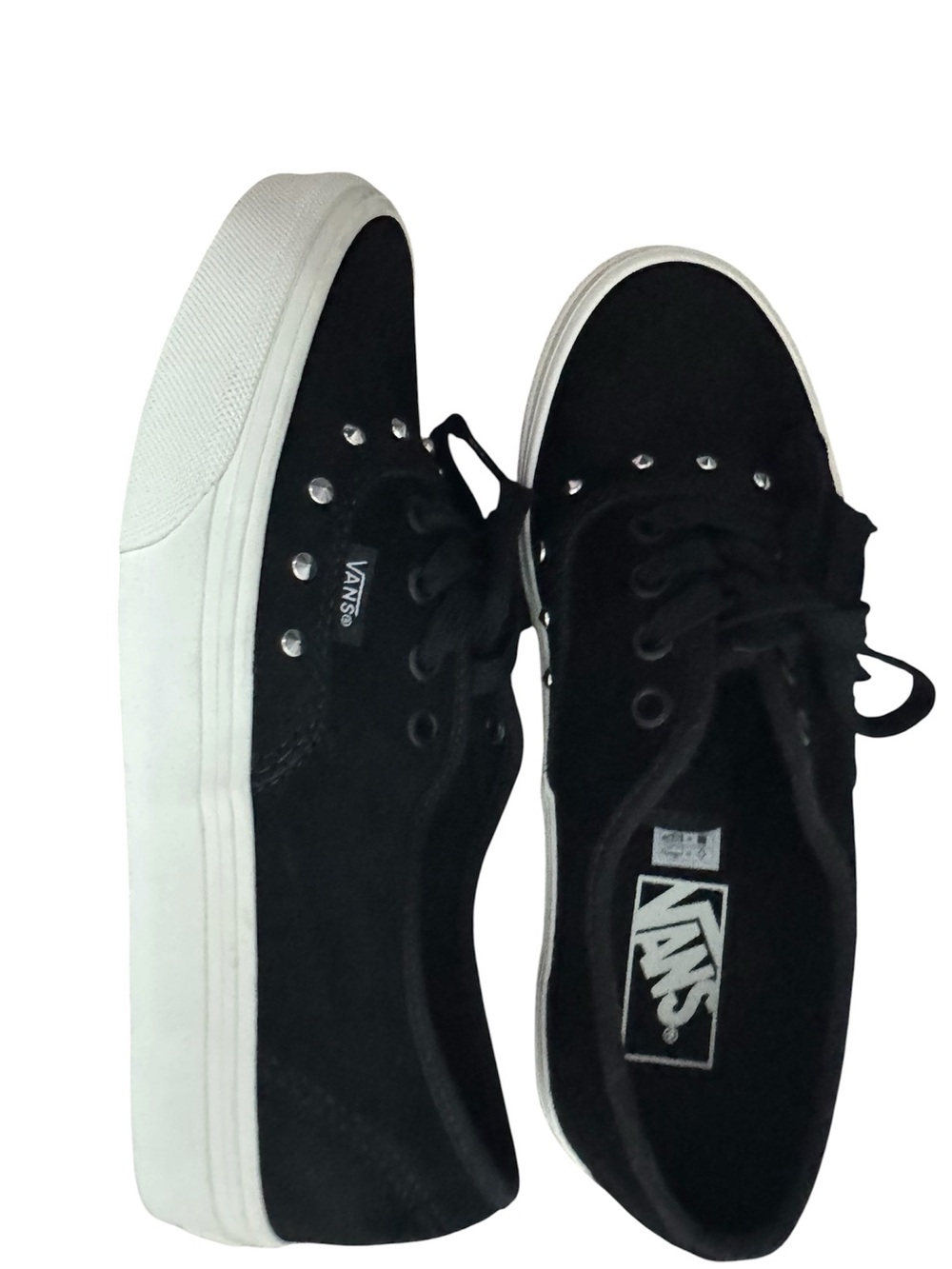 NWOT Authentic Shoe in Spikes Black | Vans
Size 7